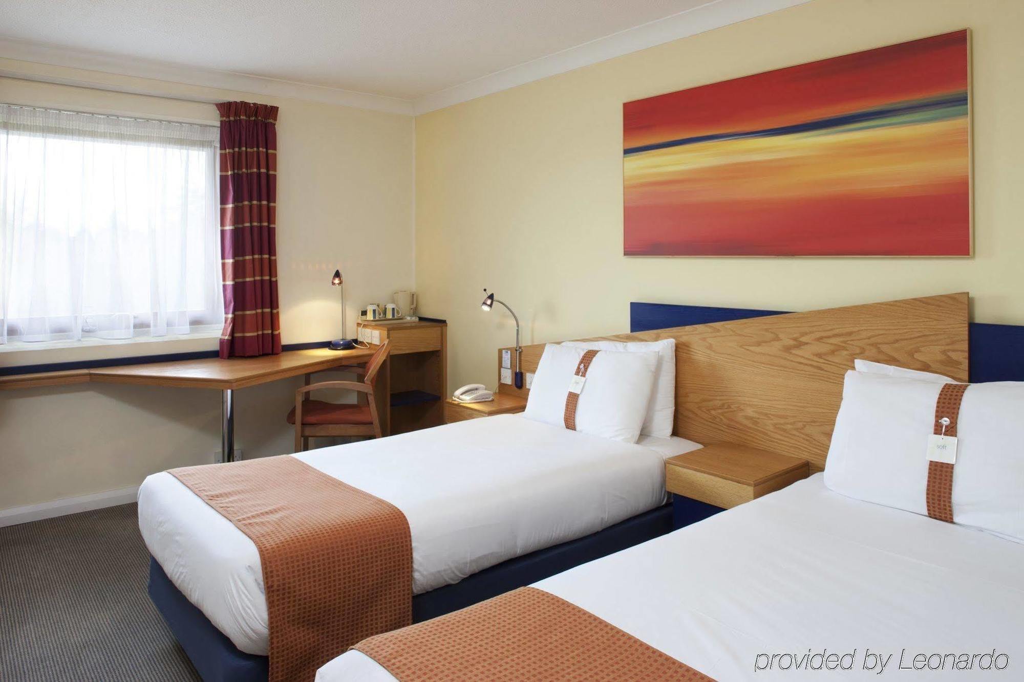 Holiday Inn Express Warwick - Stratford-Upon-Avon, An Ihg Hotel Εξωτερικό φωτογραφία